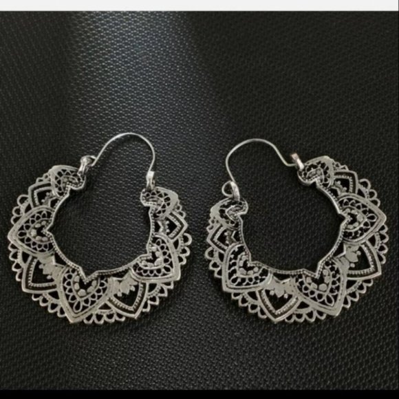 New 925 Silver Hoop Earrings for Women - Picture 3 of 3